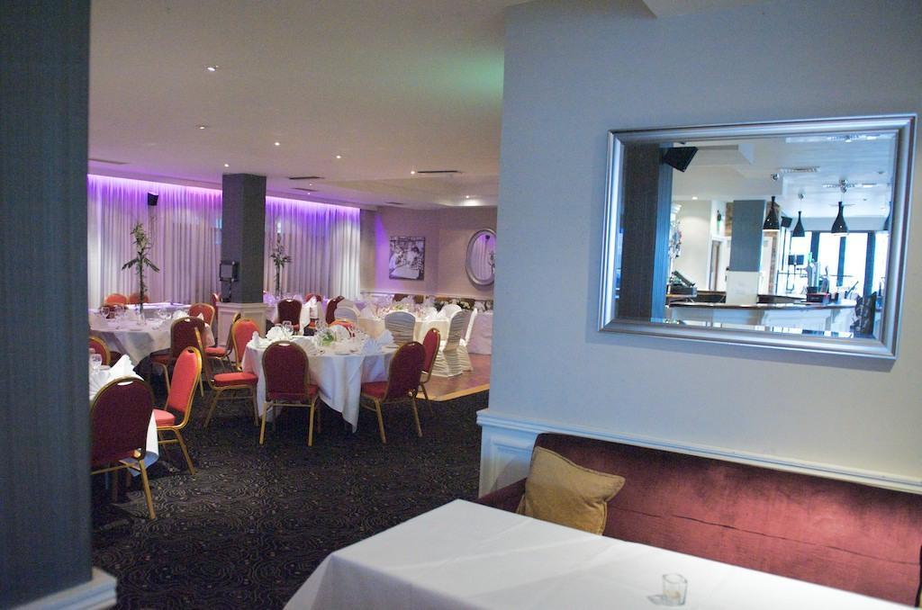 Abberley Court Hotel Tallaght Bagian luar foto